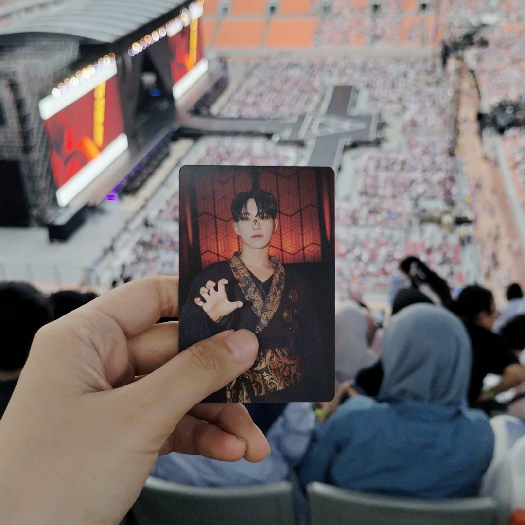 last week at my first ever concert! thank you for the memories ❤️