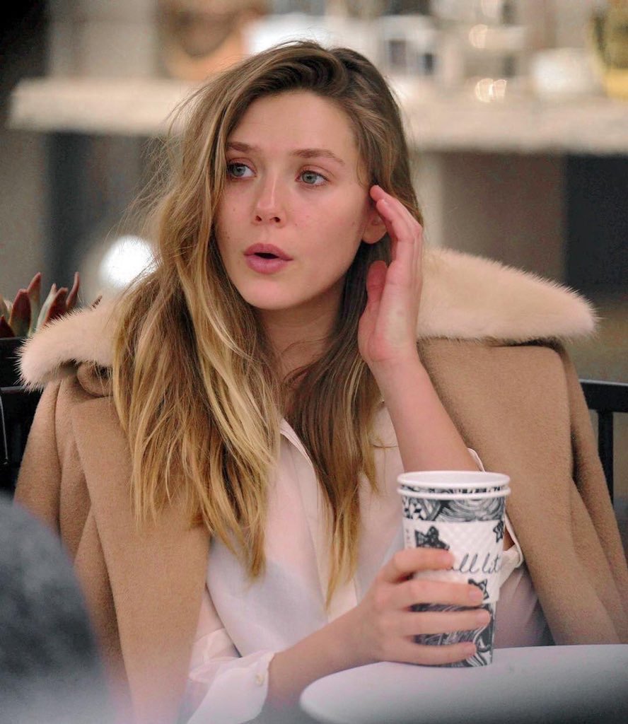 Happy birthday to our favorite person, Elizabeth Olsen! 🥺