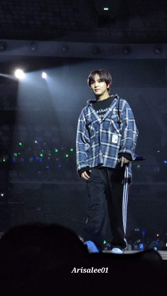 Arisalee01's tweet photo. HAECHAN 

#HAECHAN #해찬 #NCT127 #NCT127_NEOCITY_THE_MOMENTUM #NCT127_NEOCITY_JAKARTA_THE_MOMENTUM #엔시티127 #NCT #THEMOMENTUMinJAKARTA_D2 https://t.co/dRR9XRdNOr