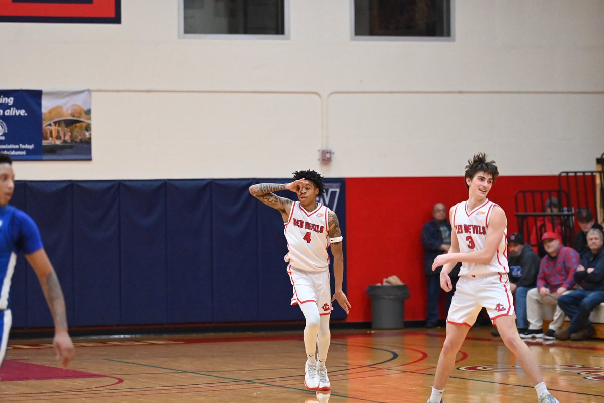 LCCRedDevils's tweet photo. Big win for the Devils tonight defeating the previously unbeaten SPSCC CLIPPERS 90-78
Kap Laila led with 24 pts 7 rbs
Amir Locus 20 pts 7 rbs
Keshawn Lewis 12 pts
Malik Brown 11 pts
James Grose 10 pts https://t.co/ZvKQudgPGH