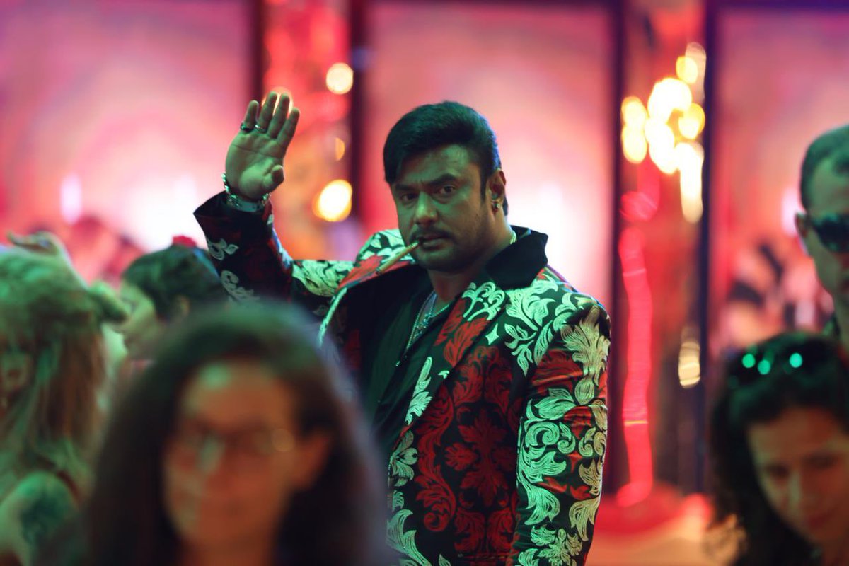 Hi cults… How’s the teaser 😉🔥
This is just a glimpse, comeback loading!!!

(Unseen Exclusive Snap) #TheDevil 
#HappyBirthdayDBoss #Dboss 👑