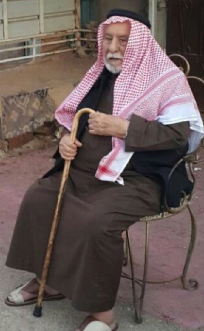 رحم الله العم سليمان بن محمد السليم  و اسكنه فسيح جناتة ، العم سليمان مؤسس مجموعة المواساة للخدمات الطبية . 

شيخ الكرم و التواضع و الزهد . 🤲🏻🙏