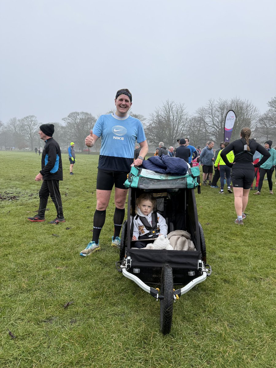 Thanks as usual to the amazing volunteers <a href="/Hgateparkrun/">Harrogate parkrun</a> who stood around in the cold yesterday so we could slip and slide our way around the stray!! #loveparkrun #parkrun #harrogate <a href="/parkrunUK/">parkrun UK</a>