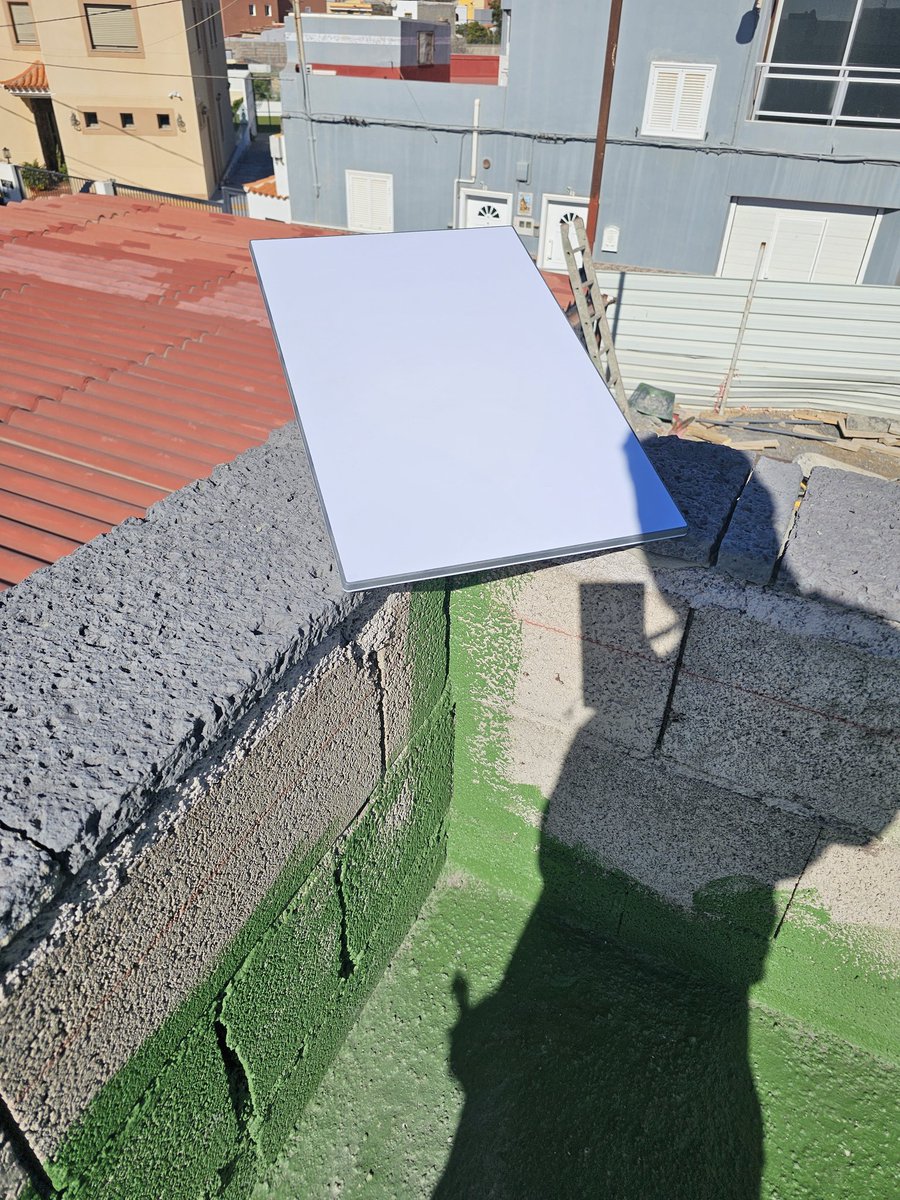 IMotoblog's tweet image. Hoy decimos adiós a @Telefonica para dar la bienvenida a @Starlink 👏👏👏. No quieren ponerme fibra y la tecnología radio 🤢🤢🤢 ahora podemos seguir con el canal de YouTube. @elonmusk

#telefonica #movistar #Starlink