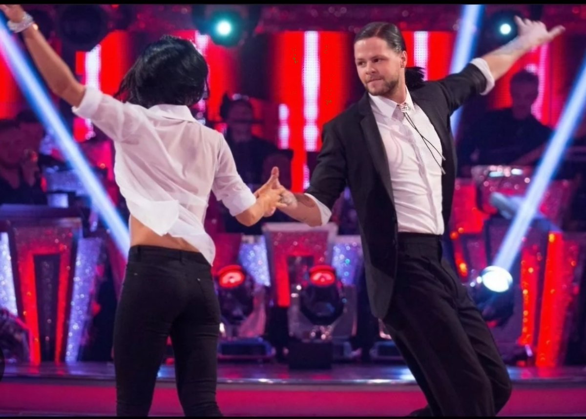 Jane π¦πξ¨ (@jane01010) on Twitter photo Nice little Sunday morning read in Evoke. <a href="/JayMcGuiness/">Jay McGuiness</a> discusses That Jive as the 10 Yr anniversary of his #Strictly win approaches. Plus, bringing boyband vibes to Shakespeare in <a href="/julietmusical/">& Juliet UK</a> at <a href="/BGETheatre/">Bord GΓ‘is Energy Theatre</a>
Link β¬οΈ evoke.ie/2025/02/16/entβ¦ Nice little Sunday morning read in Evoke. <a href="/JayMcGuiness/">Jay McGuiness</a> discusses That Jive as the 10 Yr anniversary of his #Strictly win approaches. Plus, bringing boyband vibes to Shakespeare in <a href="/julietmusical/">& Juliet UK</a> at <a href="/BGETheatre/">Bord GΓ‘is Energy Theatre</a>
Link β¬οΈ evoke.ie/2025/02/16/entβ¦