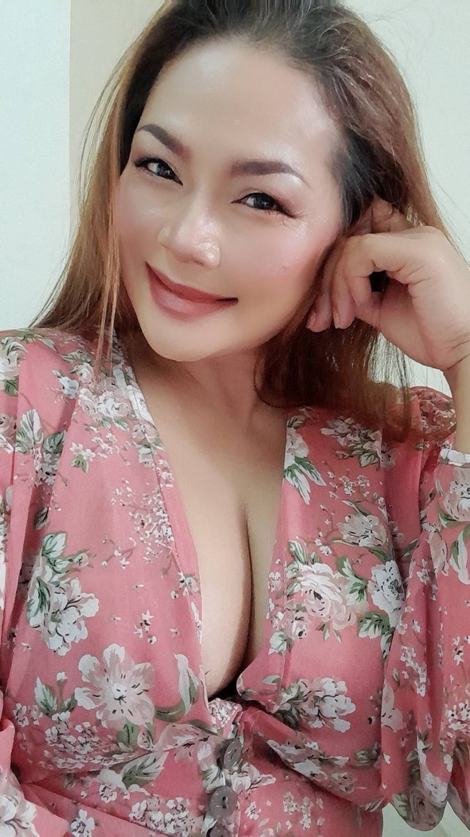 รับคอลเสียวคิวว่าง iD booeqq1410
#คอลเสียว #สาวใหญ่ #เงี่ยน  #สาวใหญ่ขี้เงี่ยน  #รับคอลเสียว
