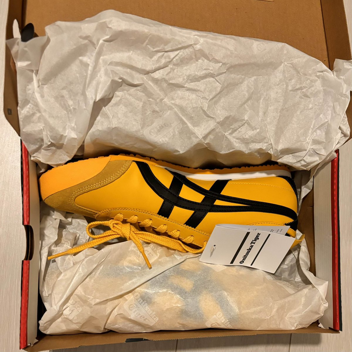 4Tapping tweet media