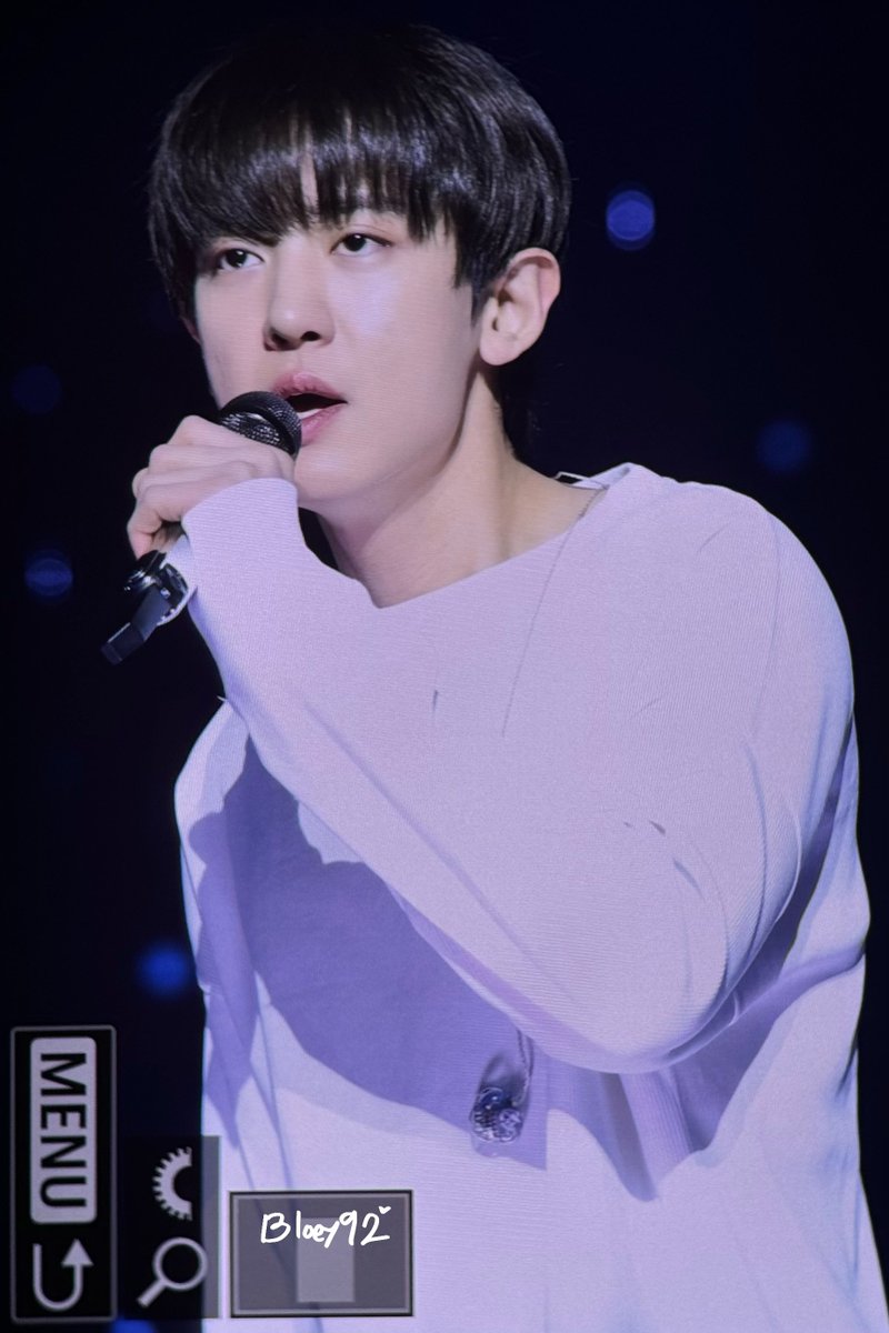 Bloey92's tweet photo. 250216 앙콘 DAY2 사운드체크

#CHANYEOL #찬열 #엑소 #EXO 
#BlackOut
#CHANYEOL_都市風景_City_scape_Epilogue
#2025_CHANYEOL_LIVETOUR #都市風景 https://t.co/43yXK7gTFd