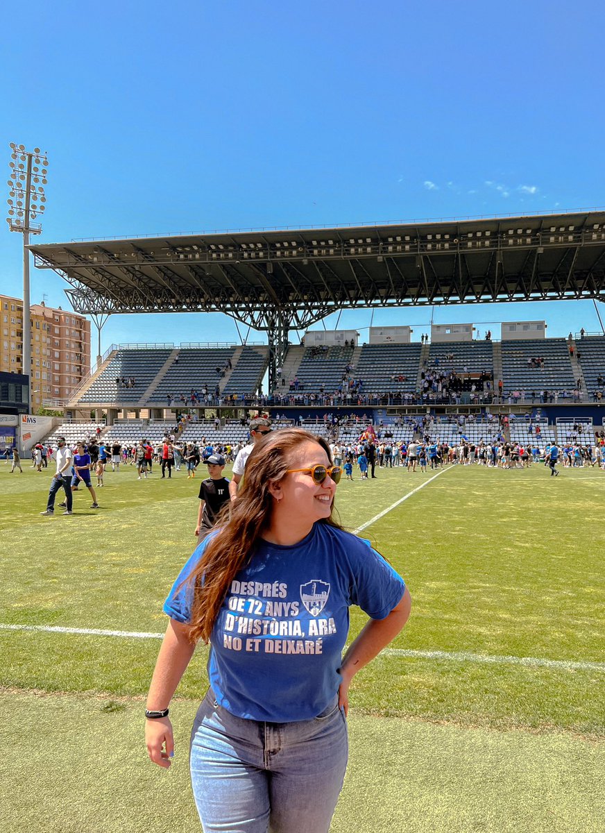 Bondiaaaa💙 Avui tots al Camp d’Esports!

#ElLleidaEsQuedaACasa