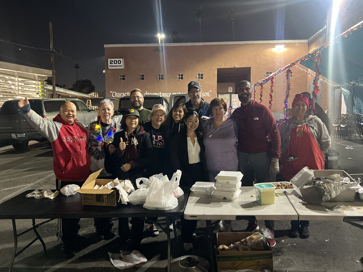 Serving over 500 people every week! Thank you to all the volunteers and the businesses who donate! <a href="/olivegarden/">Olive Garden</a> <a href="/redlobster/">Red Lobster</a> <a href="/ChickfilA/">Chick-fil-A, Inc.</a> <a href="/pizzahut/">Pizza Hut</a> <a href="/eatparsleylv/">ParsleyMediterranean</a> <a href="/YardHouse/">Yard House</a> <a href="/zabas/">Ori'Zaba's Scratch Mexican Grill</a> <a href="/CAREComplexLV/">CARE Complex</a>