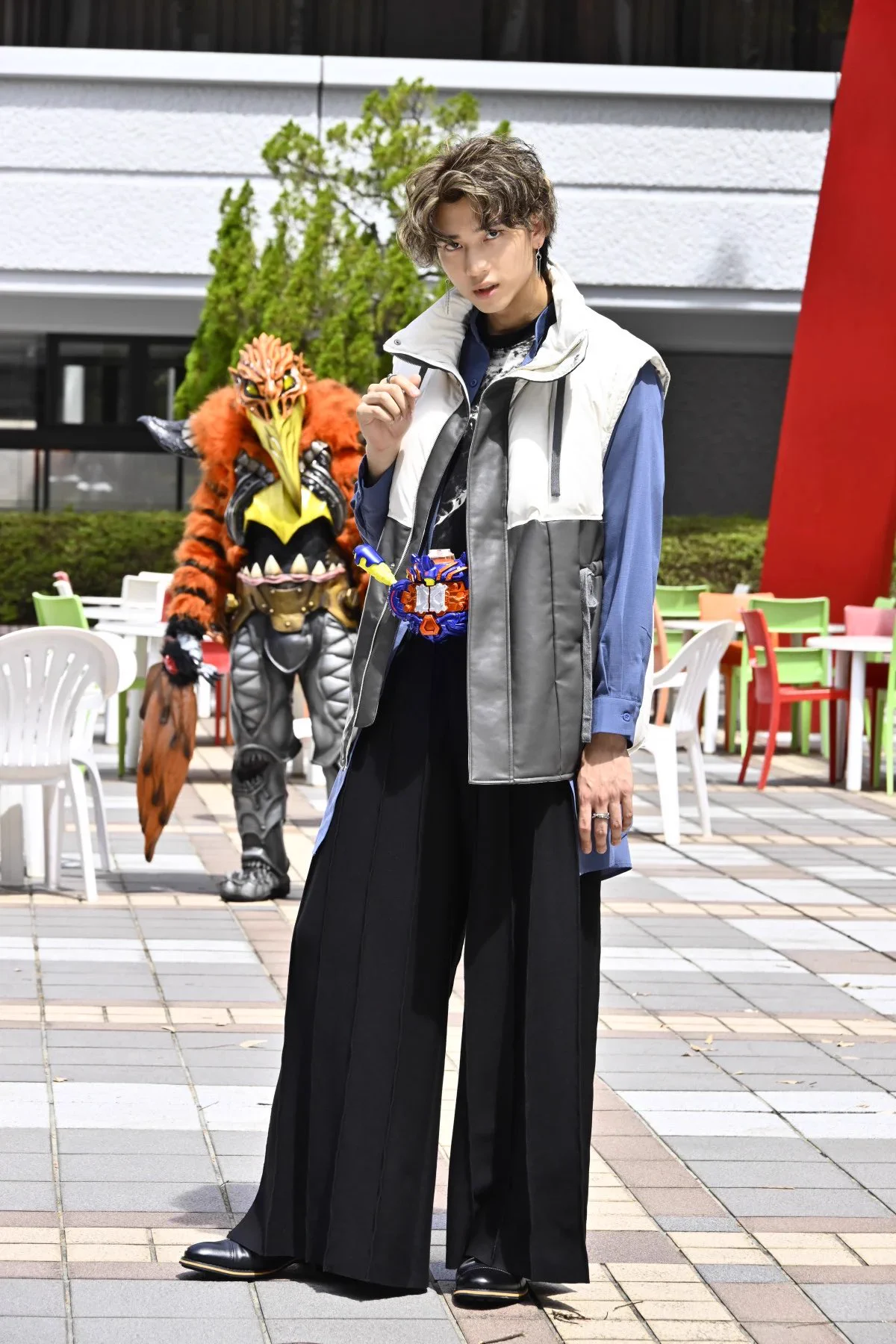 色違い】仮面ライダーガヴ ラキア着用モデル ロングベスト衣装 画像