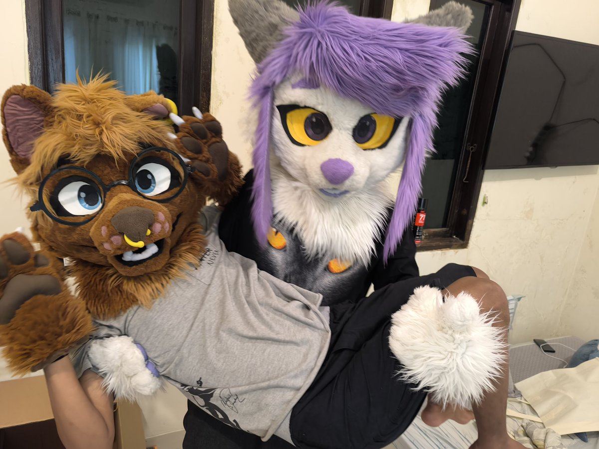 Ruithefox's tweet image. Happy late valentine&apos;s day~ Hope your valentine&apos;s was as fun as ours