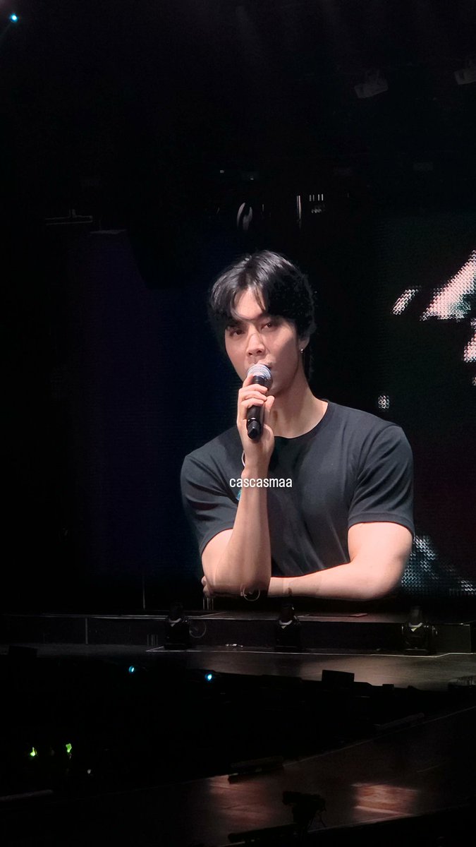 casmaa_'s tweet photo. HI JOHNNY HI 127🥹❤️
#NCT127_NEOCITY_THE_MOMENTUM_JAKARTA https://t.co/2Qc9lx6Eme