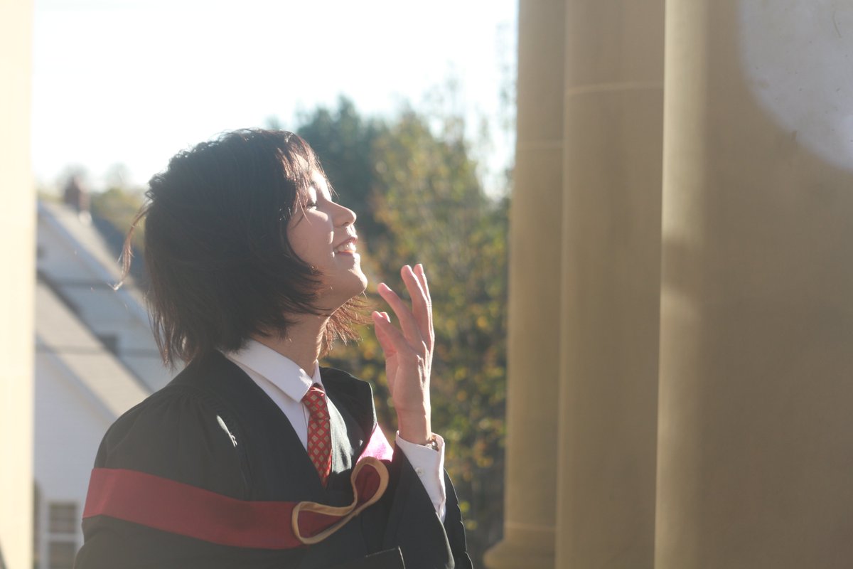 Pinokurimogu's tweet photo. 最喜欢的一张
爱来自2022秋-2023年夏
#毕业 #graduationportrait https://t.co/hebPpIy71l