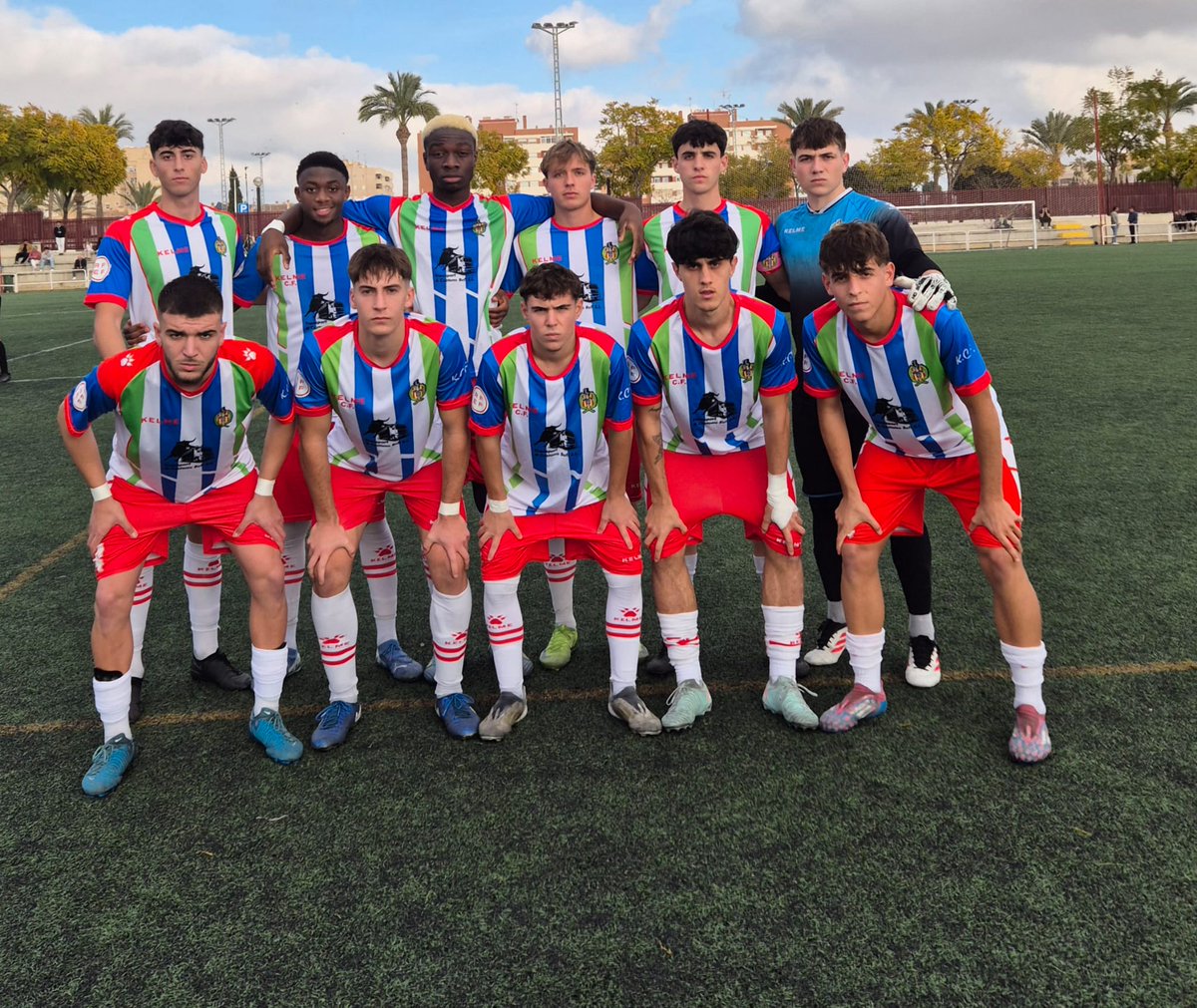 División de Honor Juvenil: Jornada 21
Kelme 1️⃣ ➖ 1️⃣ Villarreal 

⚽️ Francis

El Juvenil A suma un punto ante un gran rival, consiguiendo el empate en el tramo final.

A hacerlo bueno la próxima semana.
 
¡Seguimos peleando!

#dalekelme #muchagarra 🐾