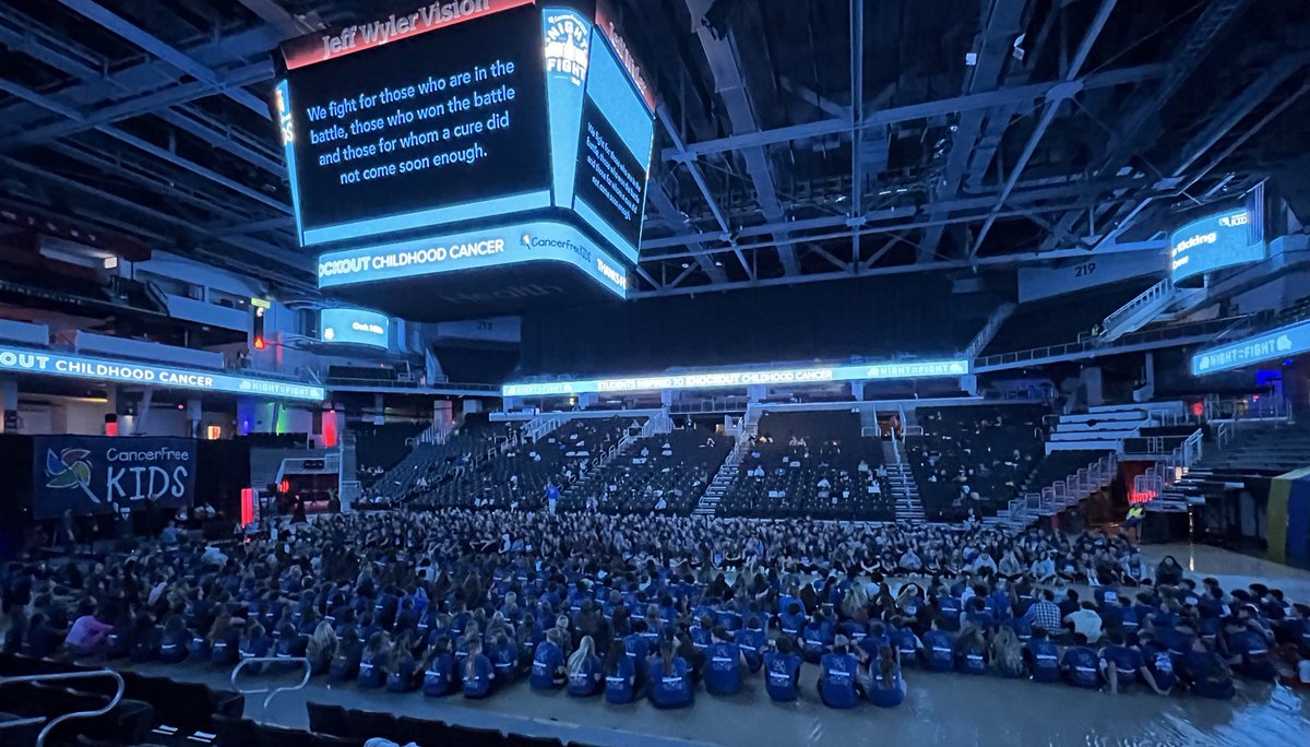 CoachBengel's tweet photo. This has been amazing! @Cancerfreekids #Night4TheFight https://t.co/iSuXHiuTE0