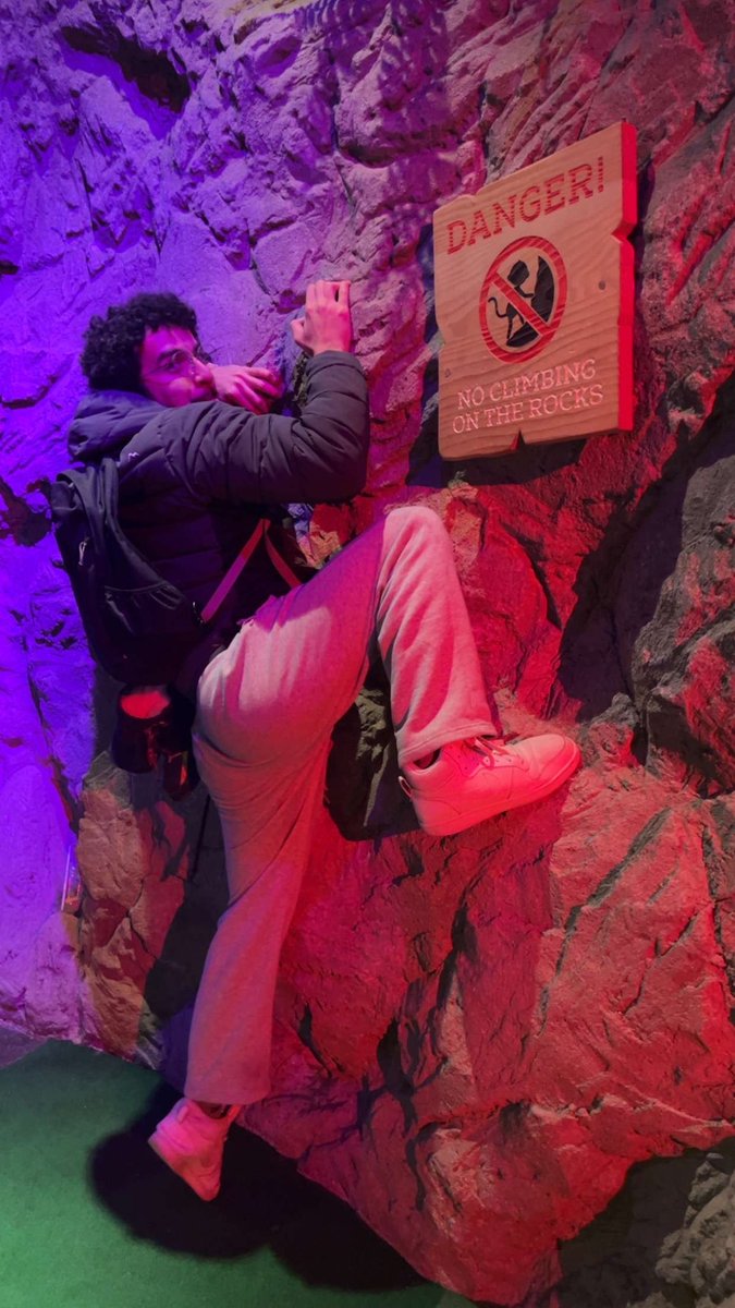KhalidClimbs's tweet photo. 🦧🦧 https://t.co/8zWyS8nJvI