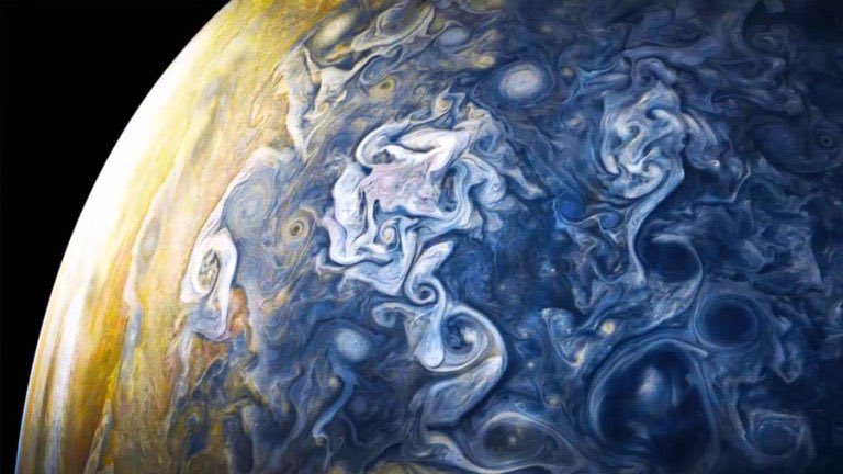 OctoberKingsley's tweet photo. While everyone is asleep, my favorite planet, Jupiter, is busy churning out Art. 😊 #NewEarth #NewJupiter https://t.co/dQw8ipSJt8