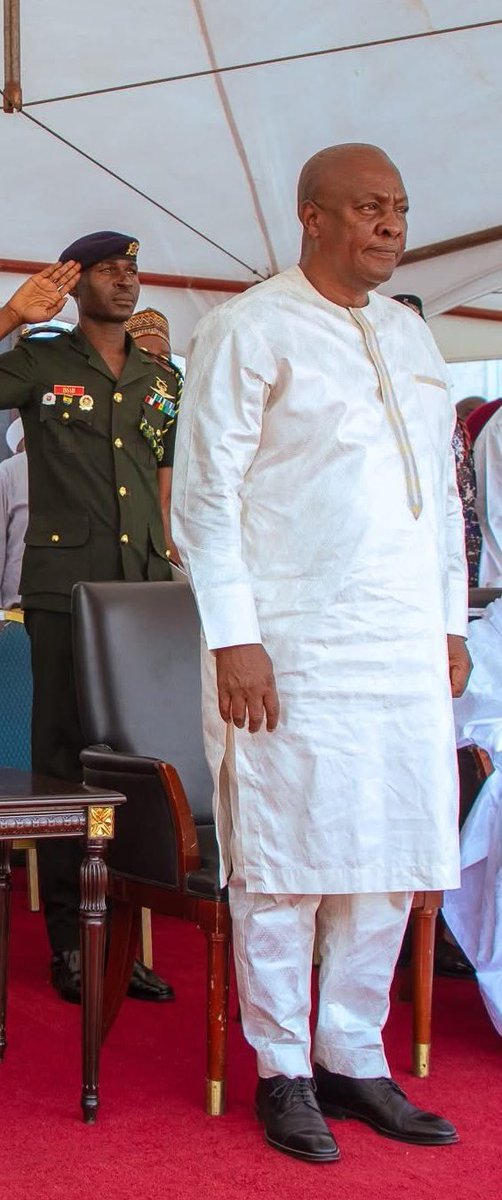 TheLazyH^ck3r tweet media