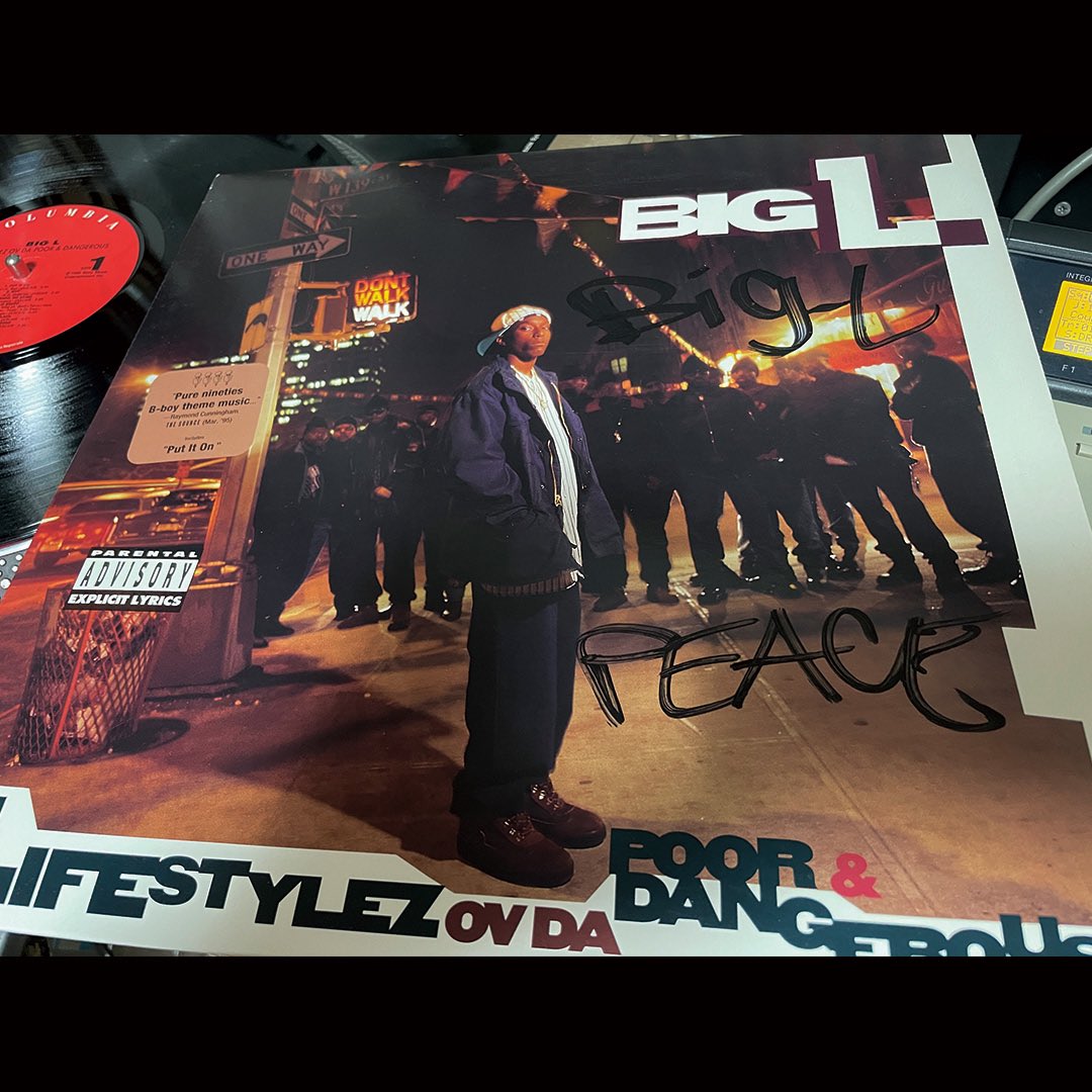 stilldiggin_tyo's tweet image. with Big L.

at ON AIR WEST, Shibuya, Tokyo in Oct. 1995.
RIP.

#bigl #lifestylezovdapooranddangerous #ditc #diggininthecrates #lordfinesse #showbiz #buckwild #putiton #mvp #devilsson