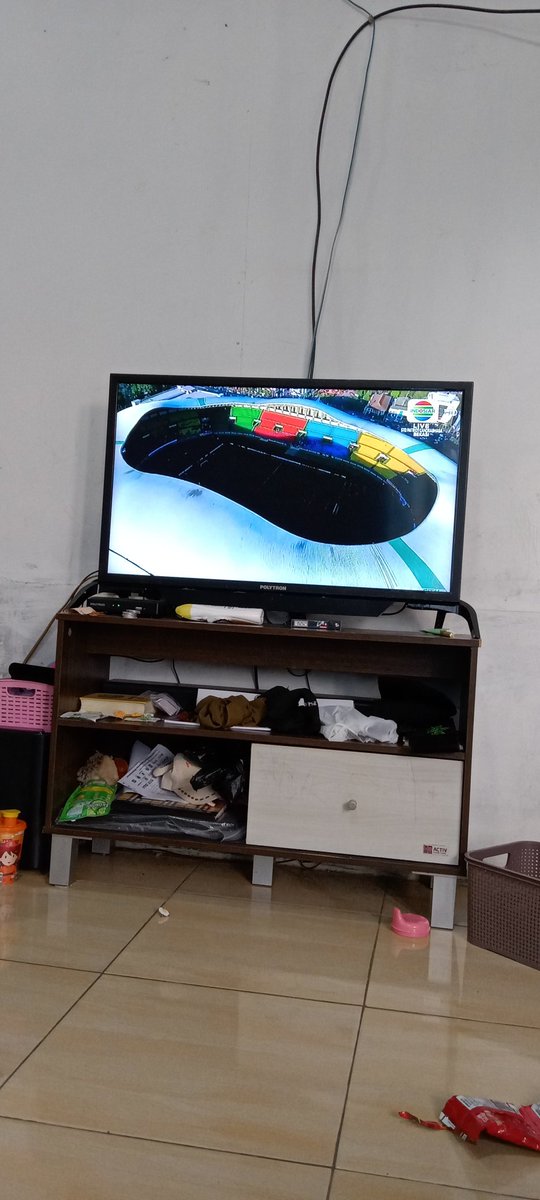 Deejayarminvan's tweet photo. Dukung dari rumah 3 point harga mati #PersibDay https://t.co/CIA8QE9uWb