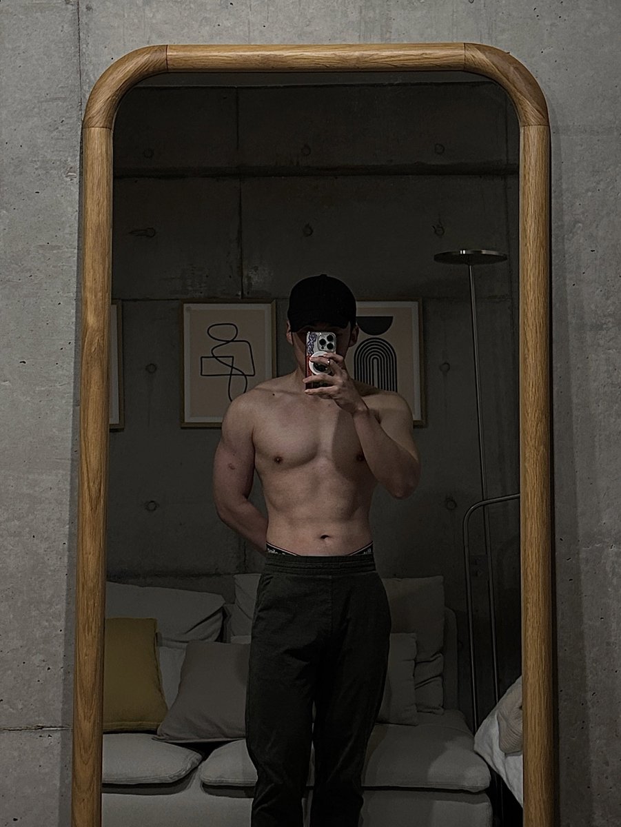 98yuga's tweet photo. 🙄 https://t.co/vwJM2UlwT1