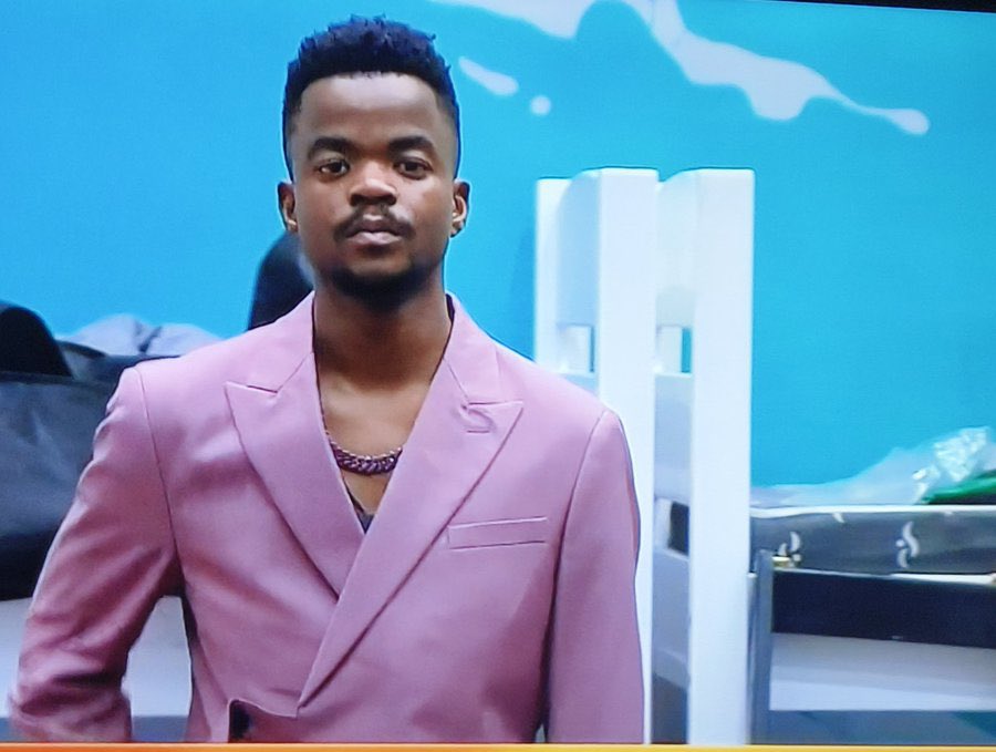 Lungi2yxsos0's tweet photo. The one and only king @Uyanda_20 

RESPECT UYANDA
UYANDA THE WINNER 

#UyandaHlangabezo 
#BBMzansi https://t.co/fYuo9U01mi