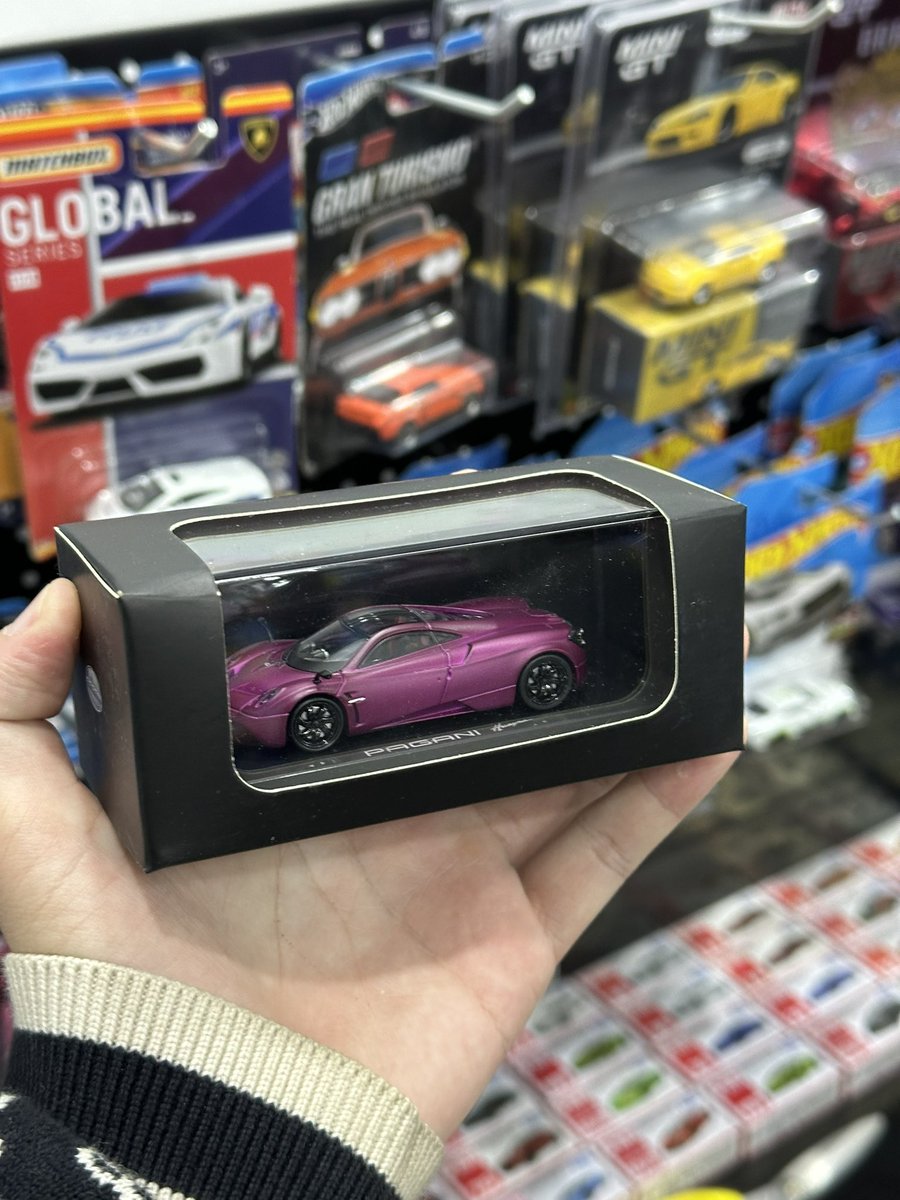 DucTran89769995's tweet image. Pagani sẵn 
#mohinh #ductran #hotwheels #pagani