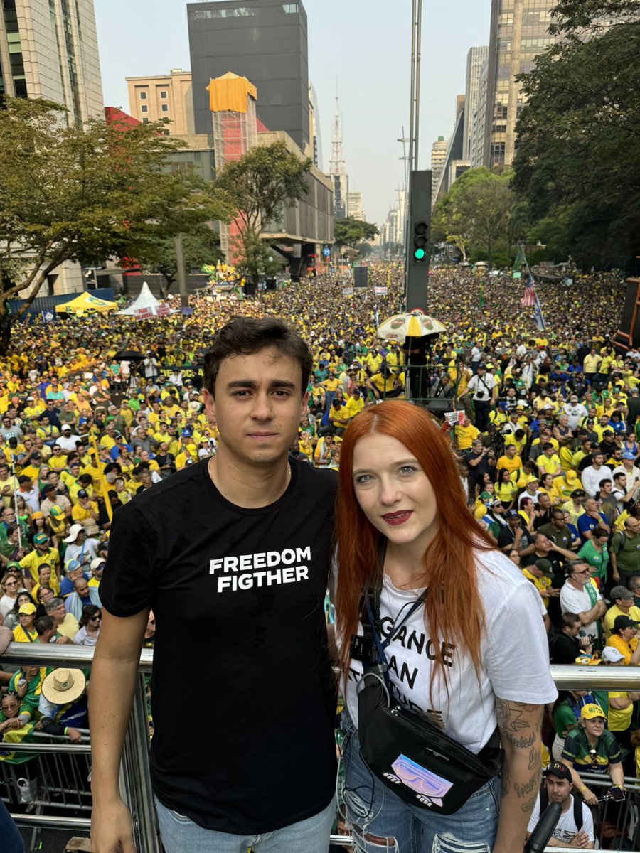 VickyR1chter's tweet photo. 🇧🇷 BRAZIL RISES: MASS PROTESTS IN 120 CITIES DEMAND LULA’S IMPEACHMENT

A nationwide wave of protests is set for March 16, with demonstrators in 120 cities demanding the removal of President Lula.

The movement is gaining massive momentum, reflecting the growing opposition to his government.

With corruption scandals, economic mismanagement, and authoritarian overreach fueling public outrage, organizers expect record-breaking crowds to take to the streets.

The pressure is mounting. As public discontent surges, Brazil’s political future will be decided on the streets.

🇧🇷 O BRASIL SE LEVANTA: PROTESTOS EM 120 CIDADES PEDEM O IMPEACHMENT DE LULA

Uma onda nacional de protestos está marcada para 16 de março, com manifestantes em 120 cidades exigindo a saída do presidente Lula.

O movimento ganha força rapidamente, refletindo a insatisfação crescente com o governo.

Com escândalos de corrupção, crise econômica e medidas autoritárias, a indignação popular cresce, e os organizadores esperam milhões nas ruas.

A pressão está aumentando. O destino político do Brasil será decidido nas ruas.

#ForaLula