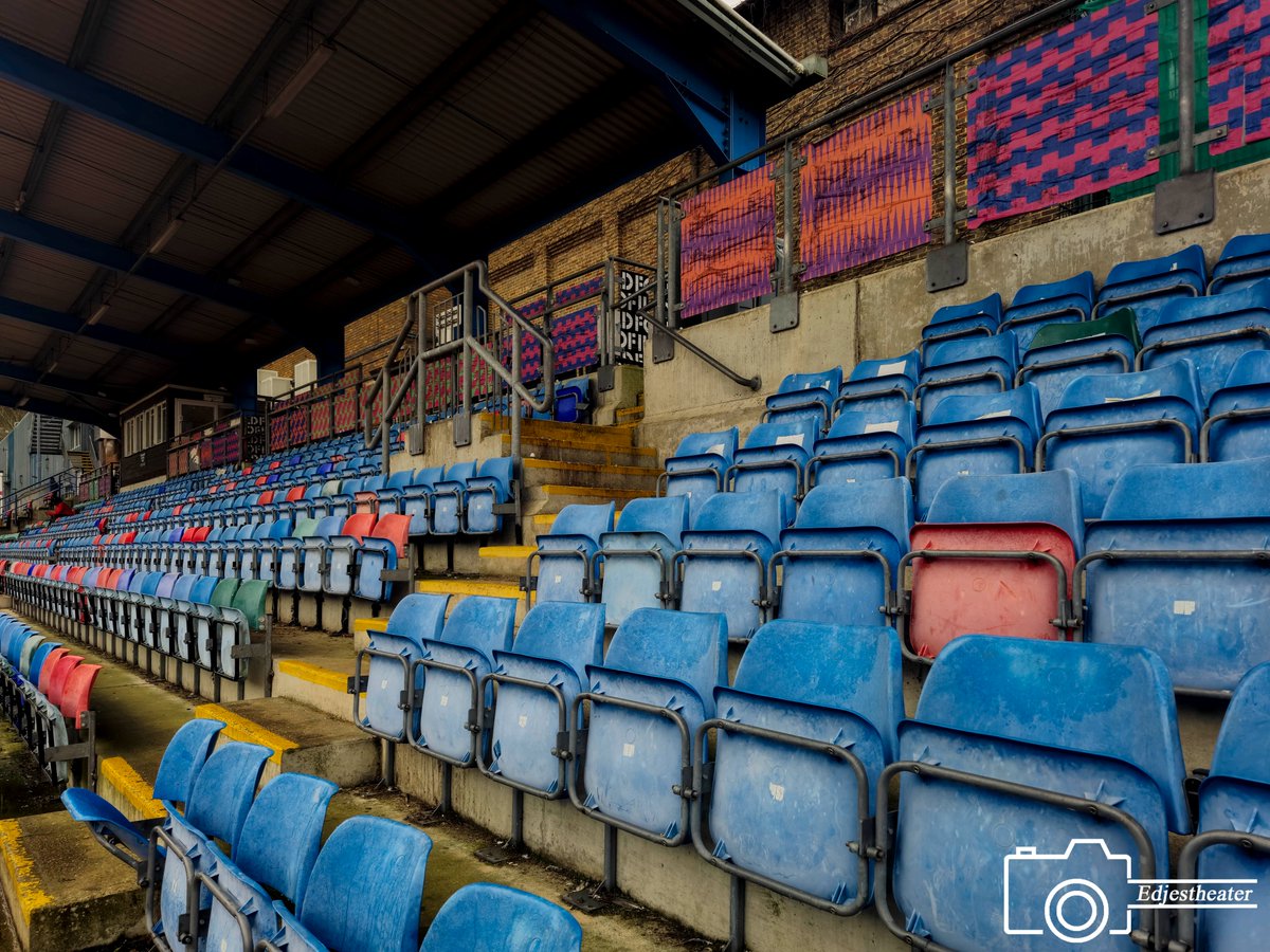 stadionautist's tweet photo. Withdean Stadium

#BrightonHoveAlbionFC #Brighton #Groundhopping #Groundspotting #Stadiumhopping #Ground #Stadion #Stadium #Stade #Estadio #Stadio #Stadionautist #Groundhopper #BrightonAndHoveAlbionWFC #BrightonAndHoveAthleticClub #Withdean #WithdeanStadium #EastSussex #Sussex https://t.co/mXfaAdSKPY