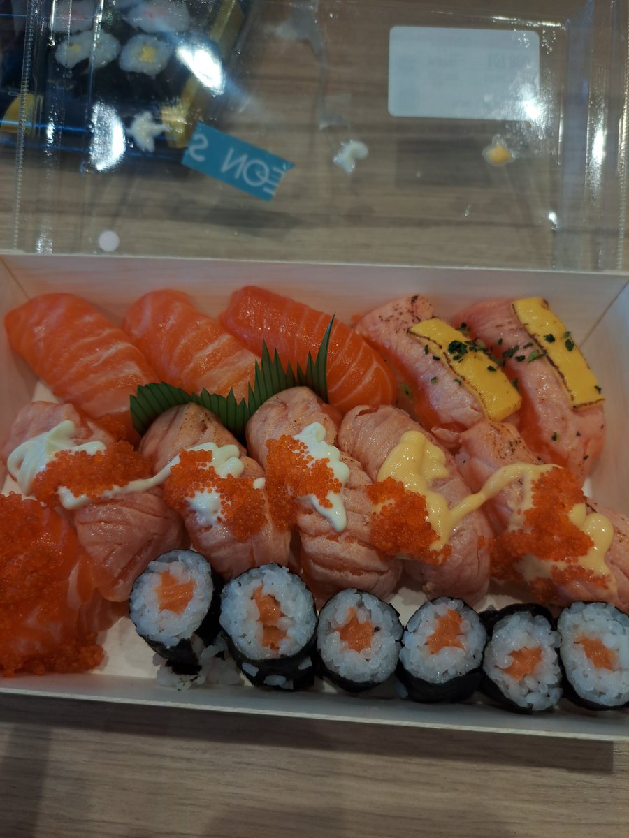 omagah jgn lupa mam gusy,,,🤭🤭🌹🌹🌹