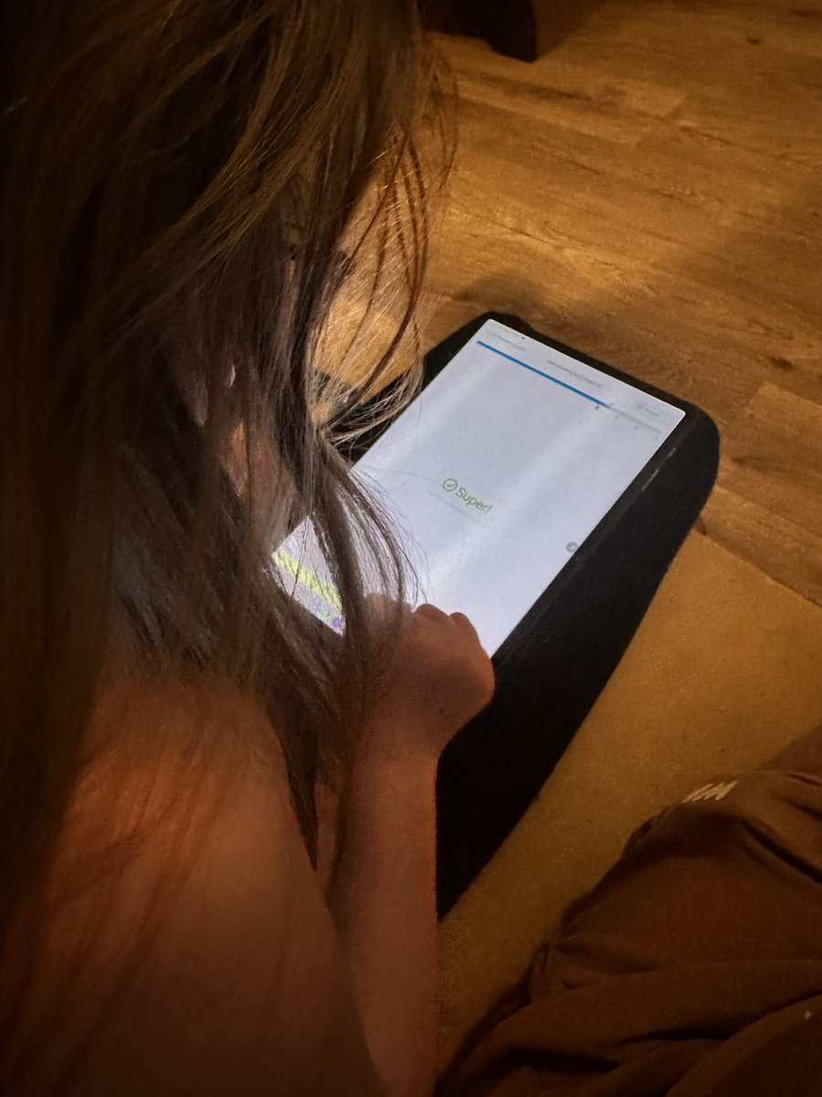 Sarah Edwards tweet media
