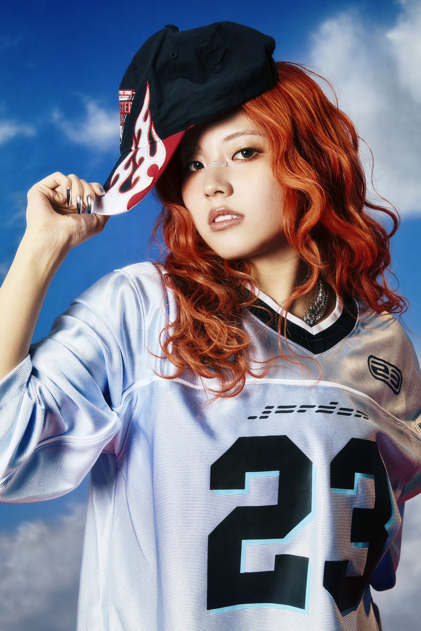 Gj5b2sqagAAcEn9?format=jpg&name=large