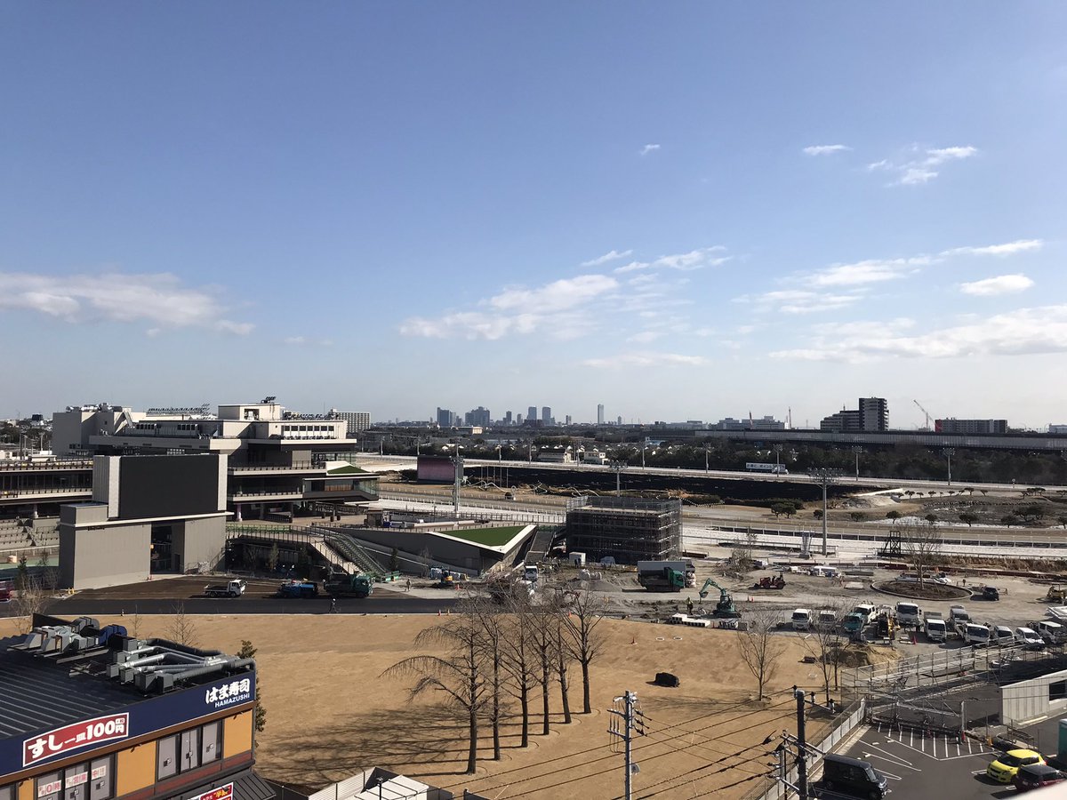 zipcode273's tweet photo. #ビビット南船橋 
屋上駐車場からの
海浜幕張方面view

#南船橋
#船橋
#minamifunabashi
#funabashi
#Vivit南船橋 https://t.co/6sEpTupTtC