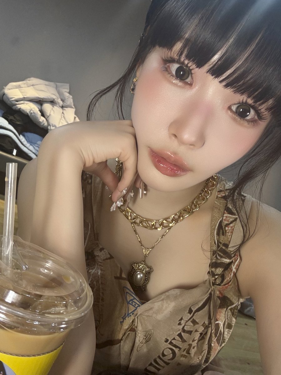єℓℓє ⤬ ☾♡ (@BommieChica) / Posts / X