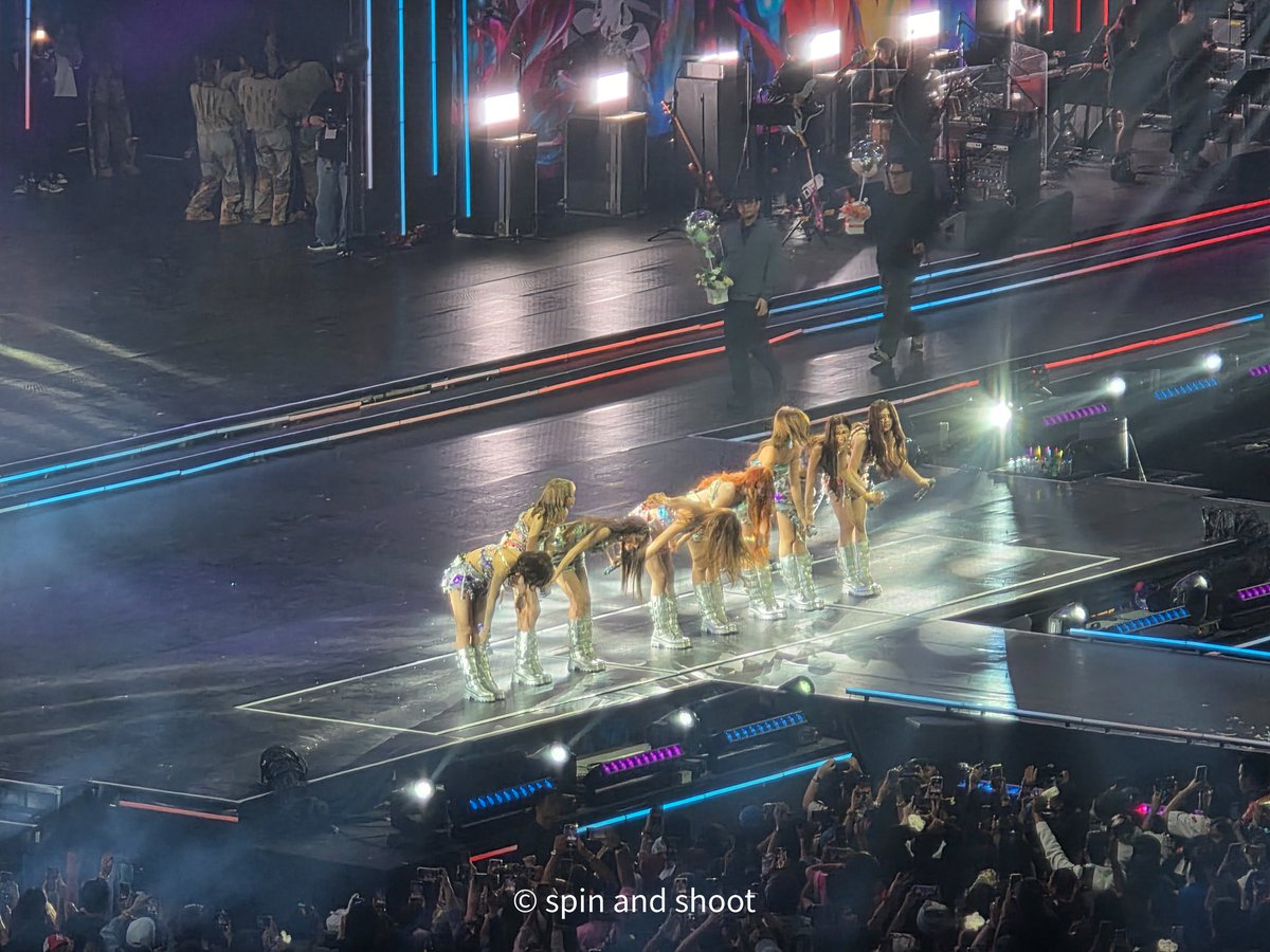 apo_explorer's tweet photo. Congrats BINI!!! Walo hanggang dulo.

#BINIverseWorldTour2025PH https://t.co/pCG0WX20fi