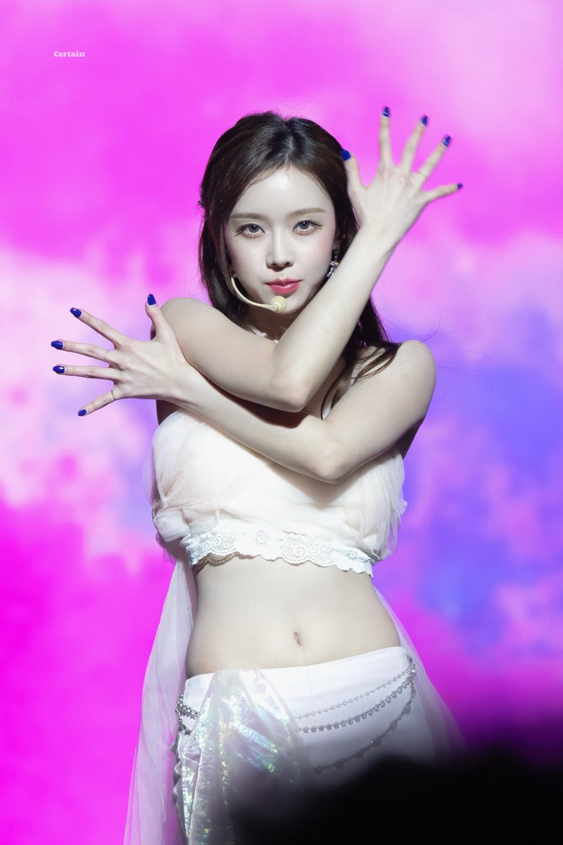 250215

#aespa #에스파 #WINTER #윈터