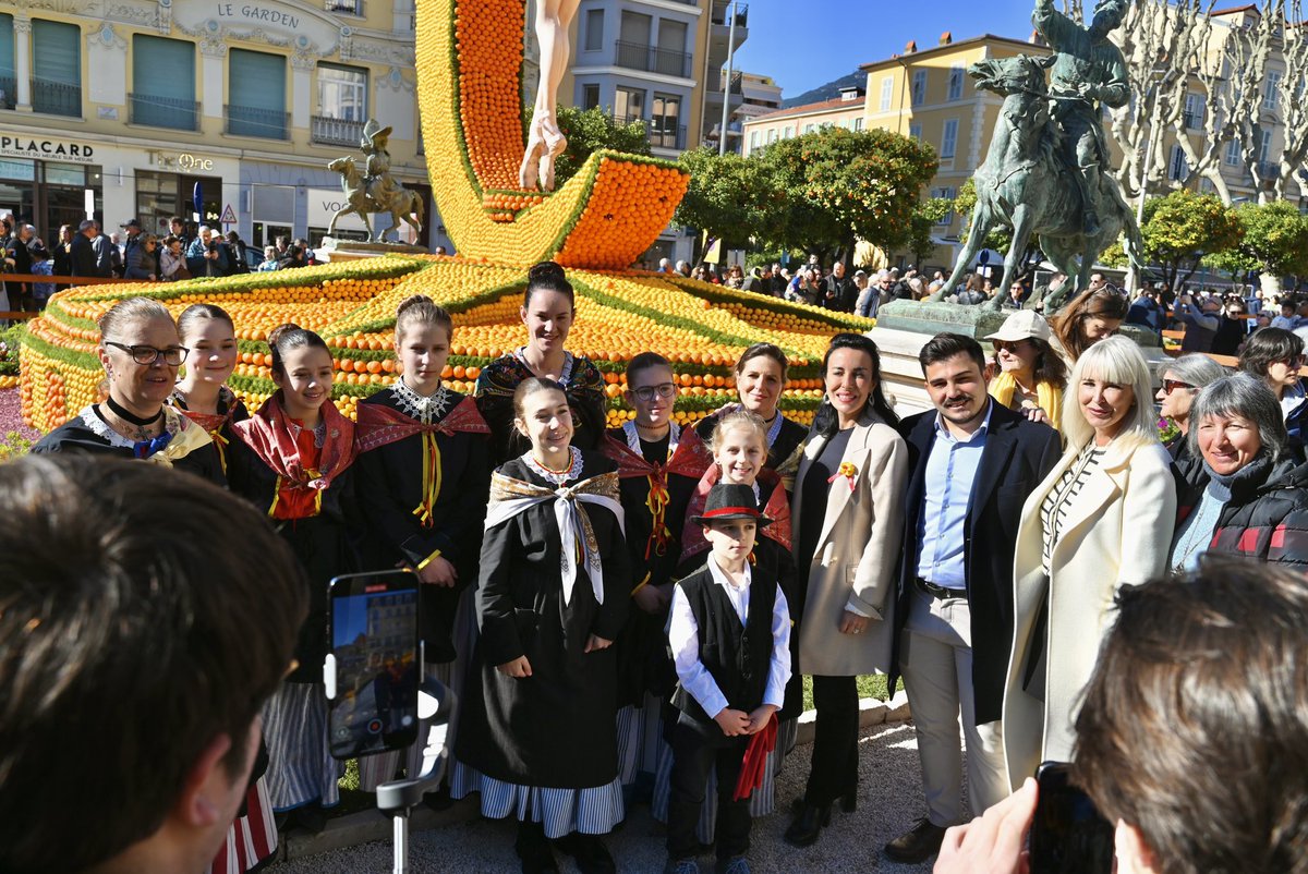 tomatis_gabriel's tweet image. 🍋 Hier à #Menton, aux côtés d’@A_Masson06 pour le lancement de la 91e #FeteDuCitron ! Jusqu’au 2 mars, la cité des citrons vibrera au rythme de cet événement emblématique qui fait la fierté de notre territoire.