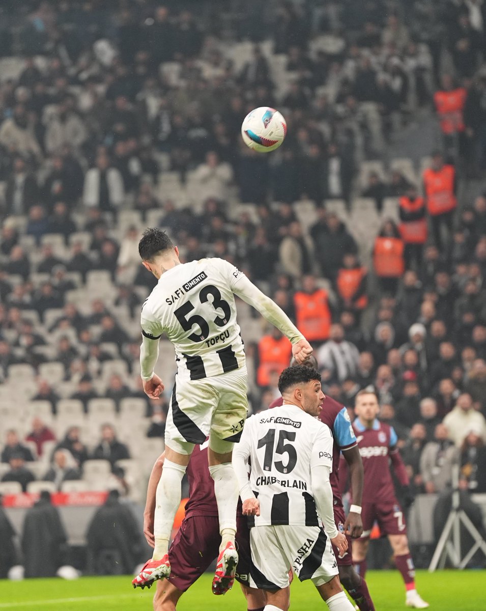 🔋 Emirhan Topçu, Dinamo.