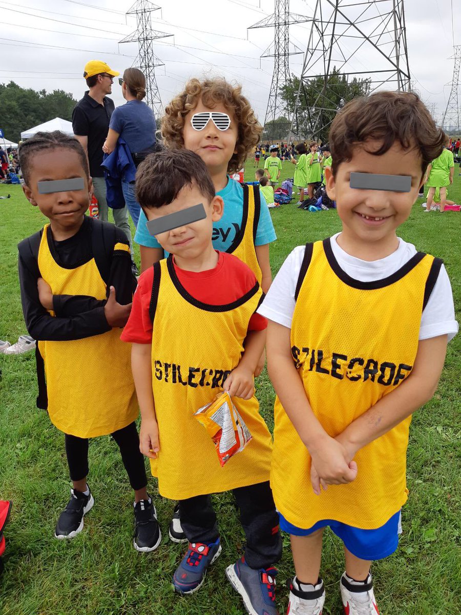 Stilecroft Gr. 1-5 students, staff &amp; parent/guardians had fun at the X-country meet last fall! Thanks coaches! <a href="/DomenicGiorgi/">Domenic Giorgi</a>; <a href="/TDSB_MHWB/">TDSB Well-Being</a>; <a href="/LC1_TDSB/">Learning Centre 1</a>; <a href="/TDSB_CSW/">Parent/Caregiver & Community Engagement Workers</a>