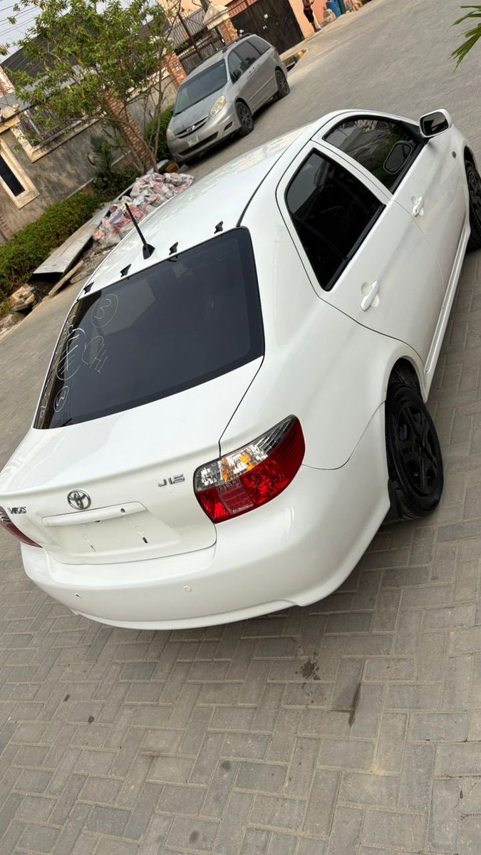 Available in stock 🔥 🇺🇲 

ACCIDENT FREE TOYOTA VIOS (YARIS) 2010 Automatic Drive(black leather interior) 1.3L engine(4Plugs)(with Android Screen.sound woofer and 100k Actual Mileage !!lThis car is super Clean with Fuel Consumption lower dan Corolla
Price is 8.2m 
location :Lagos