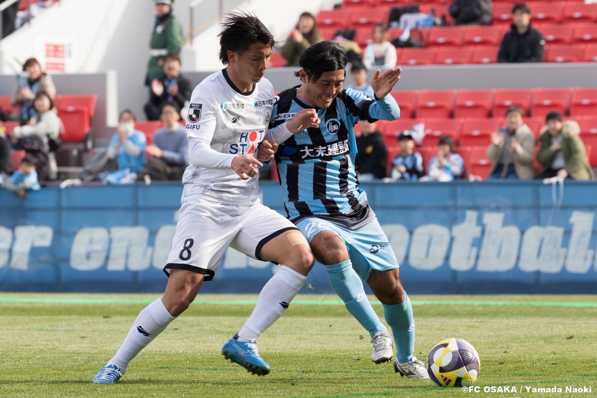 FCosakaOfficial's tweet photo. ⚽️ 𝙅𝙇𝙚𝙖𝙜𝙪𝙚 𝘿𝙚𝙗𝙪𝙩💐

本日行われた明治安田J3リーグ第1節 #FC岐阜 戦にて #堀越大蔵 選手がJリーグデビューを果たしました！👏

#FC大阪 #fcosaka #J3 #東大阪 https://t.co/lTNY04Z68X