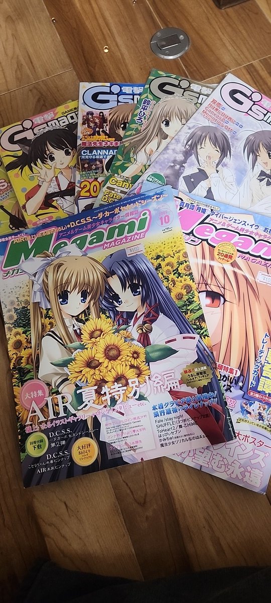 p444eagle's tweet photo. 20年くらい前のメガミマガジンと電撃G's magazineを購入
世代では無いんやけど何か過去に戻った気分になれるからいいねぇ
#メガミマガジン
#Gsmagazine
#本日の戦利品 https://t.co/OvHacE7h48