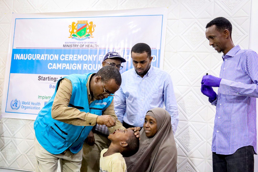 SenDrHussein's tweet photo. Honored to launch the 1st round of the polio vaccination campaign in Baidoa, Feb 16–19, 2025.

Let’s protect children under 5 from polio &amp; secure their future.

The Health of Our Children is the Strength of Our Future!

#PolioFreeSomalia #HealthForAll #SWSCaafimaad #UNICEF #WHO https://t.co/i1EAmVDhyl