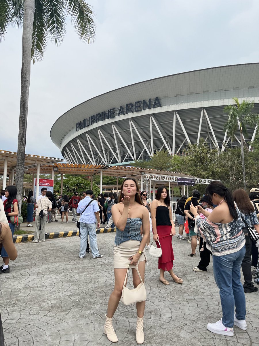 biniverse outfit yea ⋆. 𐙚 ˚