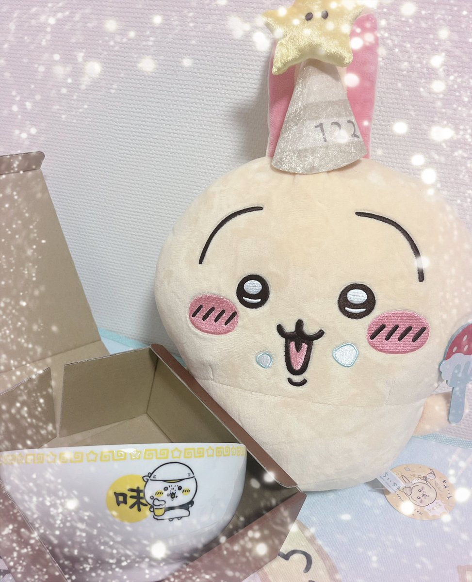 YOU08674637's tweet photo. お友達からうさぎのぬいとラーメン丼プレゼントして頂きました❤️
ありがとう✨どっちも可愛くて幸せ🥰 https://t.co/HZdwjj4ugx