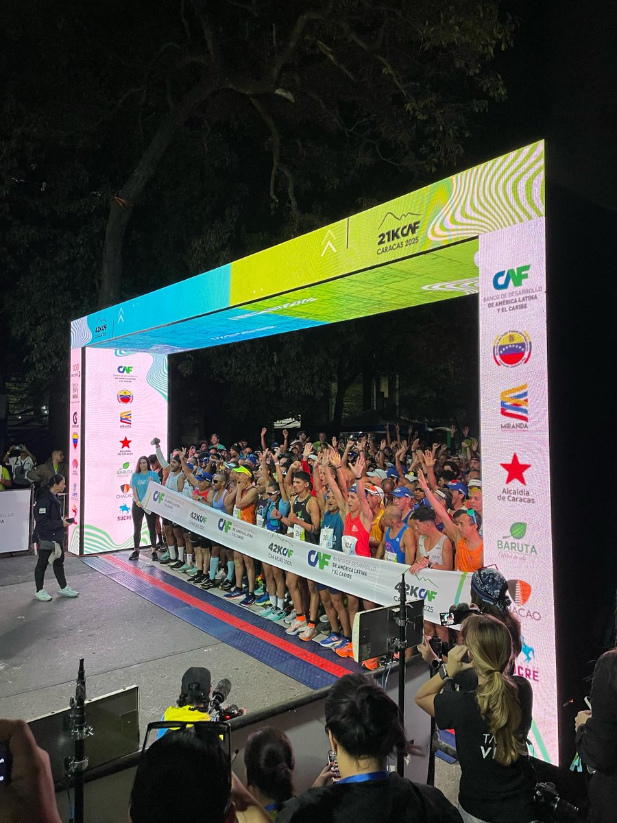 Maratón CAF-Caracas tweet media