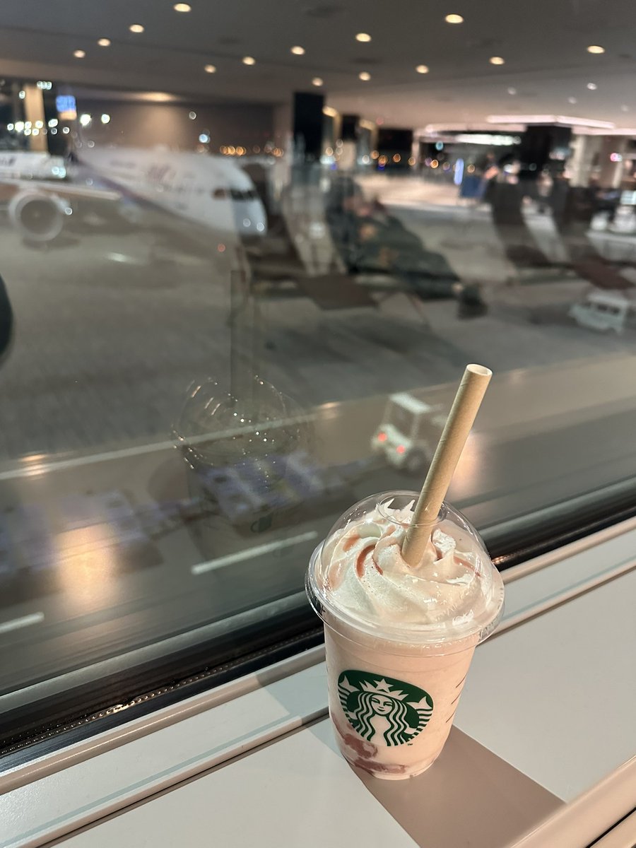 tsukimuchi's tweet image. ばいばーい🥹