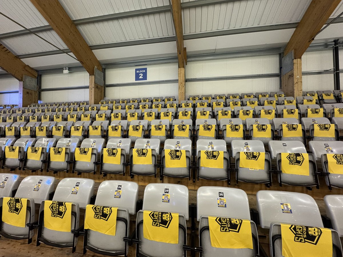 A huge thank you to our amazing volunteers for getting The Castle ready for tonight’s Cup Final 2nd leg! 🏆🟡
