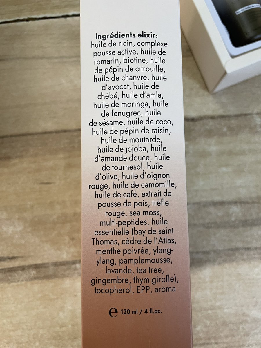 Une entrepreneure spécialiste en cosmétique qui a lancé ses produits capillaires made in 🇸🇳 pour traiter l’alopécie et accélérer la pousse m’a demandé un coup de main.
Elle a investi ses économies mais la marque n’est pas très connue.
Elle m’a donné un gage: résultat dés 👇🏾